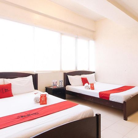 Reddoorz Plus @ E Rodriguez Corner Banawe Quezon City Exteriör bild