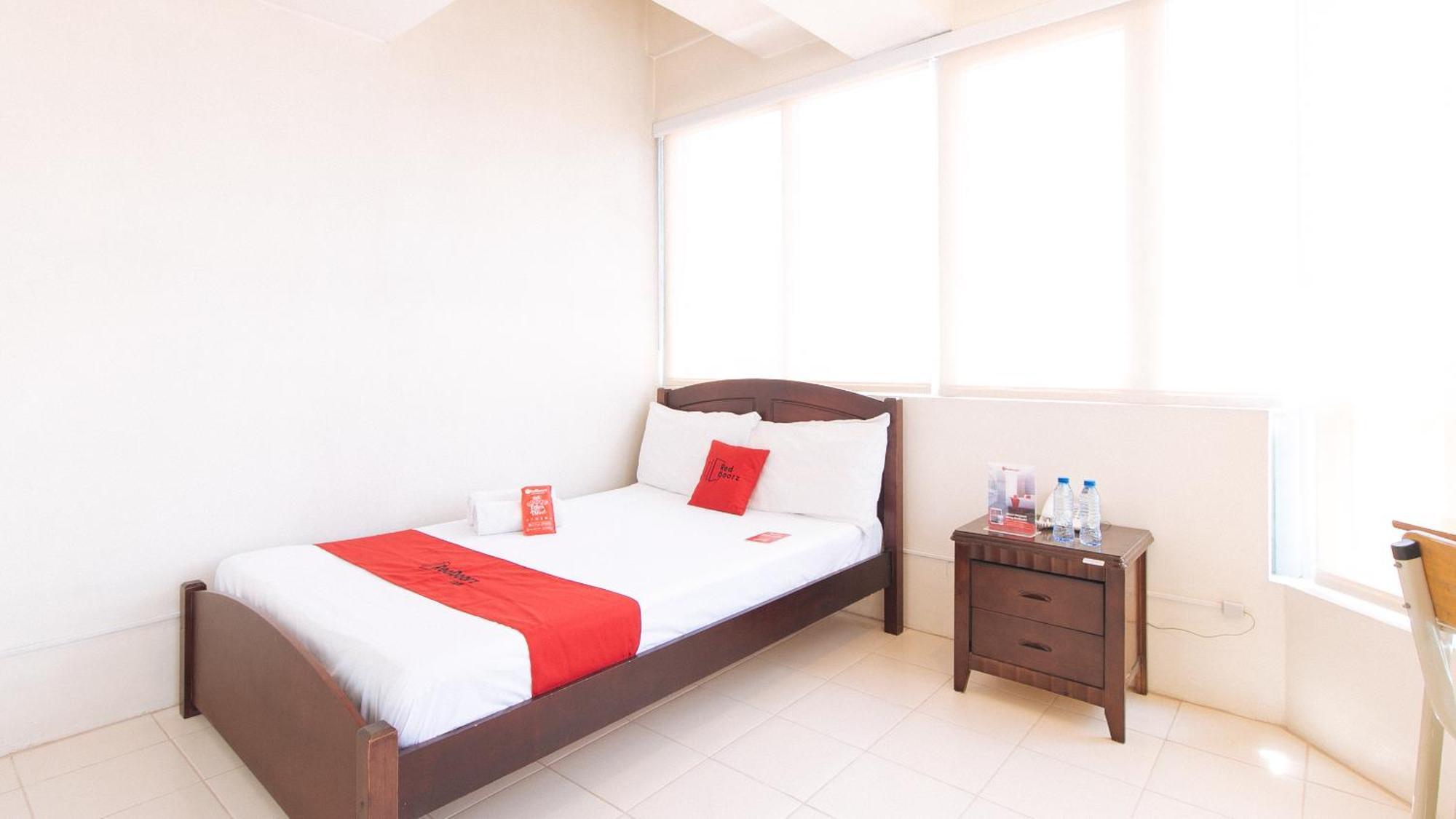 Reddoorz Plus @ E Rodriguez Corner Banawe Quezon City Exteriör bild