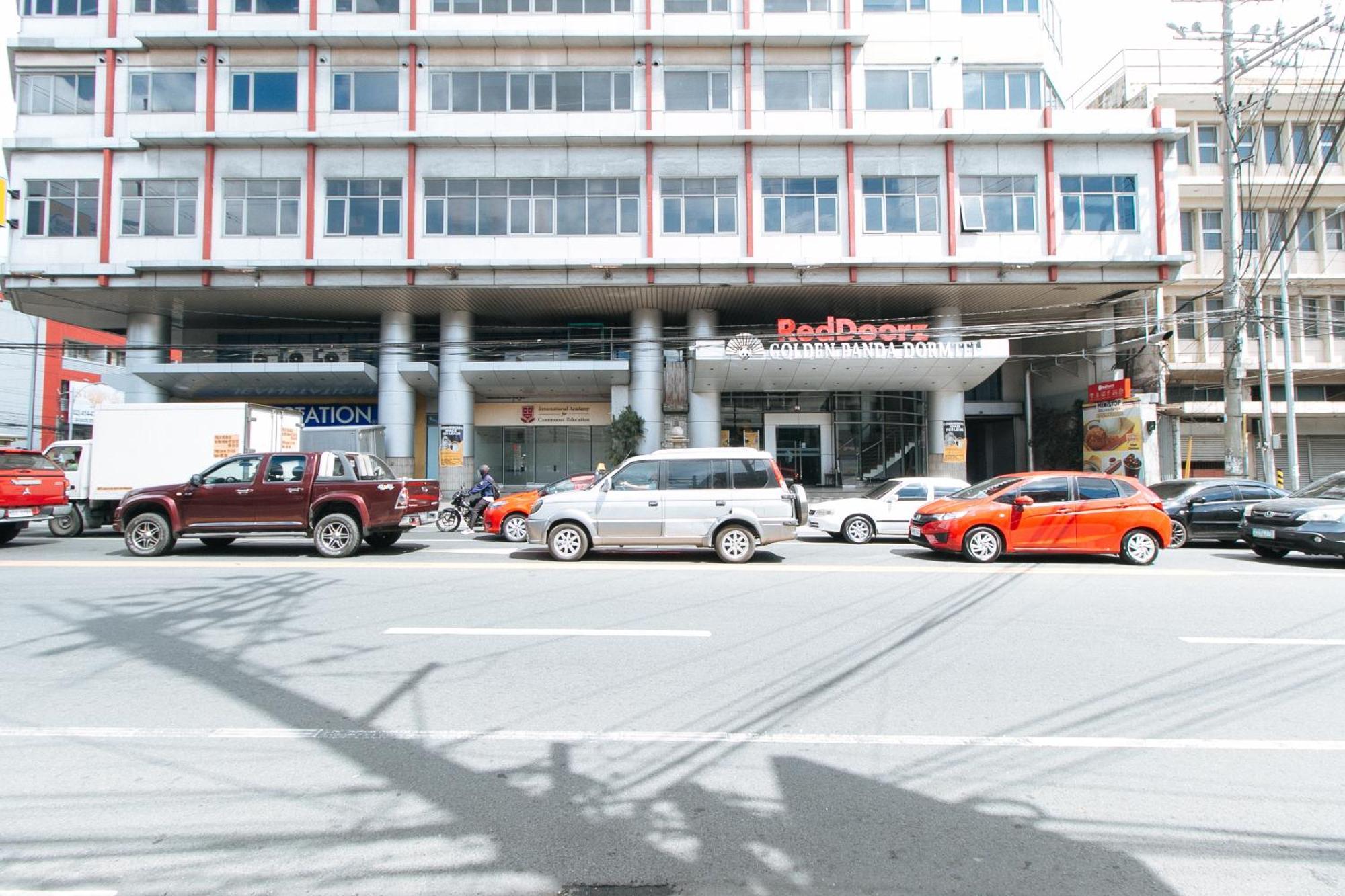 Reddoorz Plus @ E Rodriguez Corner Banawe Quezon City Exteriör bild